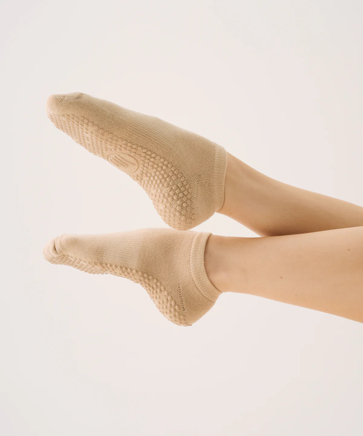 CLASSIC LOW RISE GRIP SOCKS