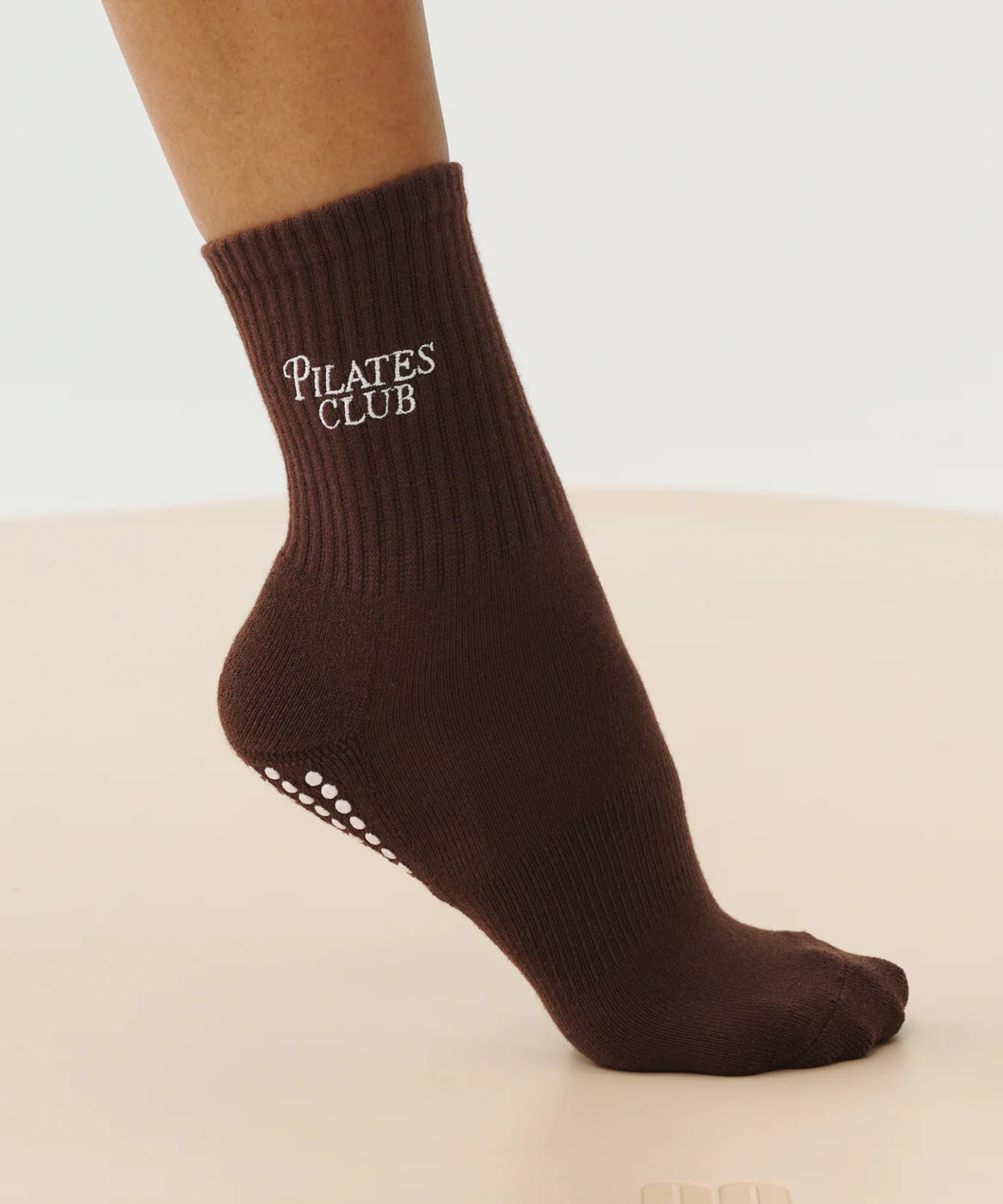 CREW NON SLIP GRIP SOCKS PILATES CLUB BROWN