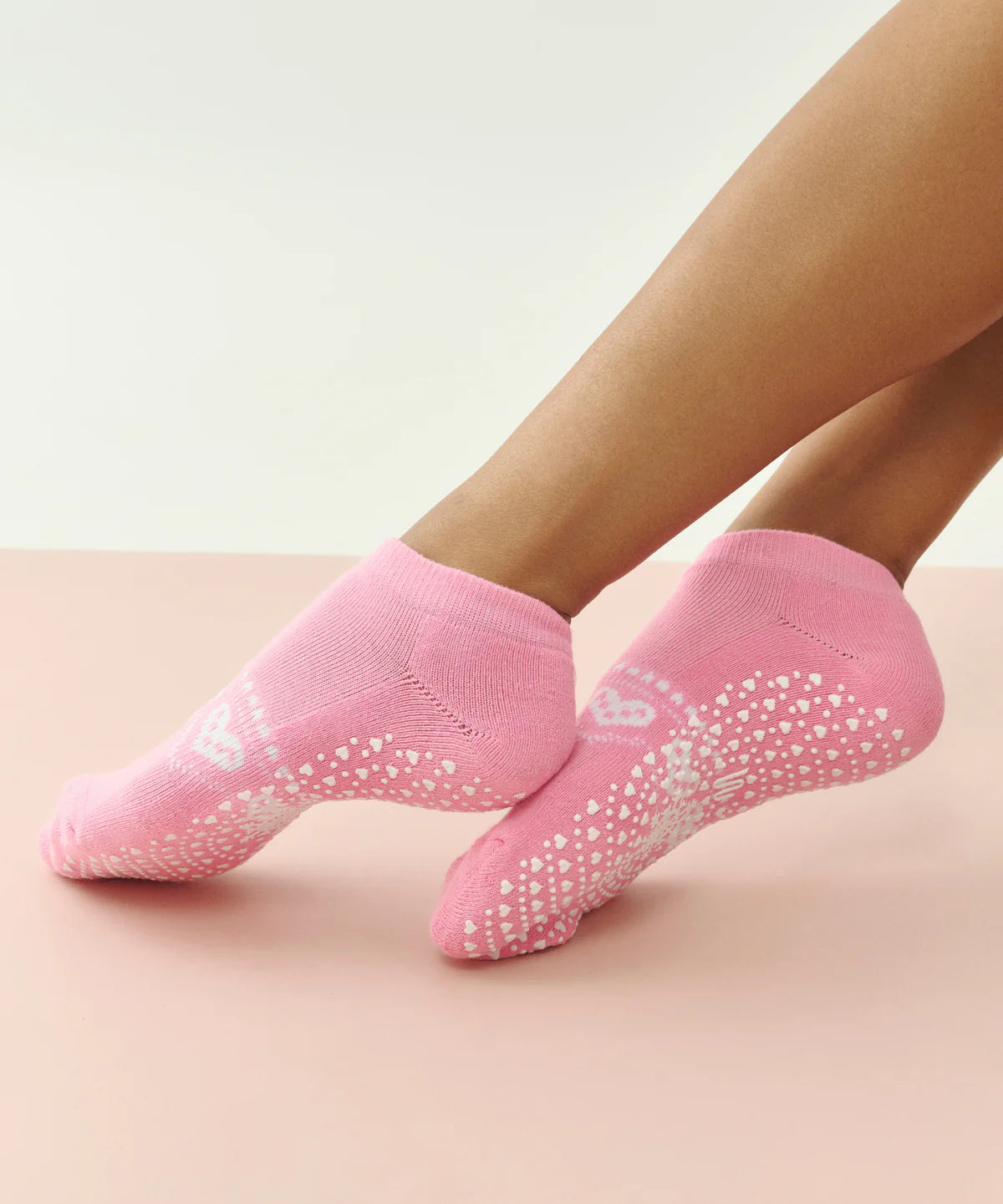 CLASSIC LOW RISE GRIP SOCKS ALPINE HEART ROSE