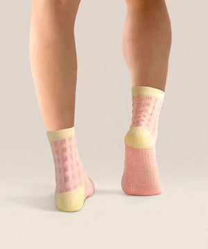 CREW NON SLIP GRIP SOCKS SUGAR PILNK GINGHAM