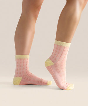 CREW NON SLIP GRIP SOCKS SUGAR PILNK GINGHAM
