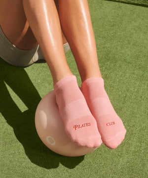 CLASSIC LOW RISE GRIP SOCKS PILATES CLUB ROSE